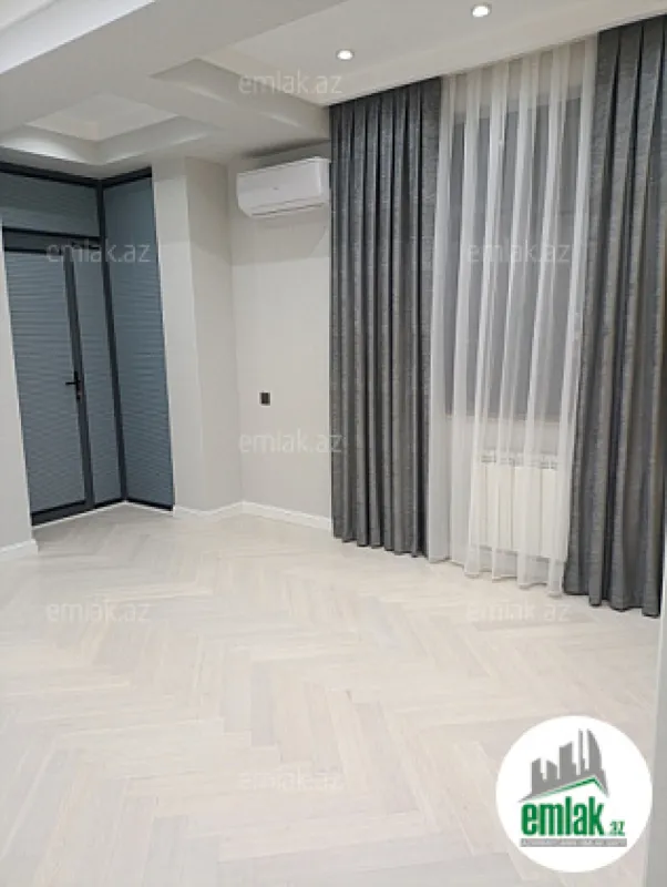 Satılır 4 otaqlı yeni tikili 185 m²