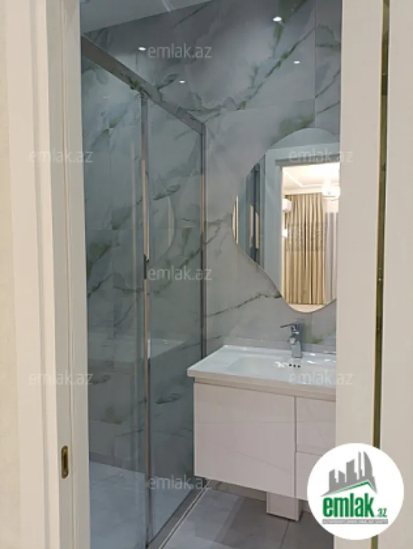 Satılır 4 otaqlı yeni tikili 185 m²