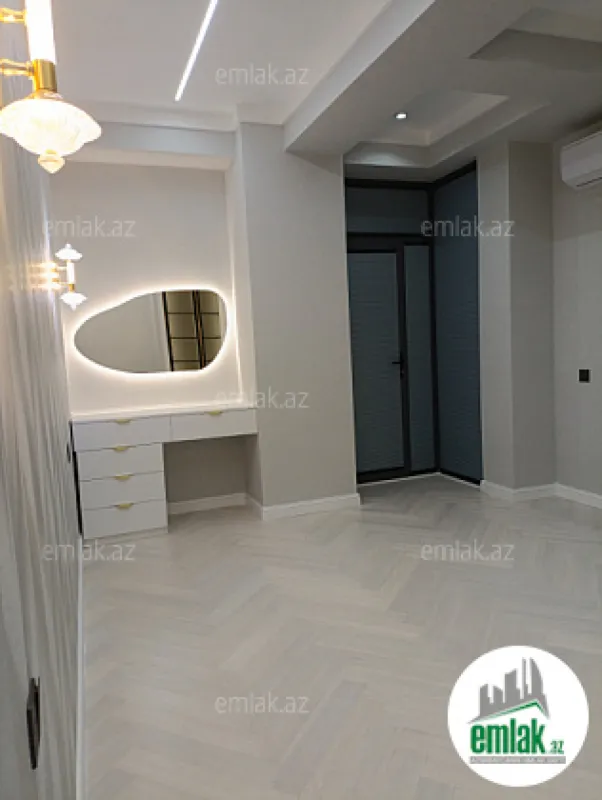 Satılır 4 otaqlı yeni tikili 185 m²