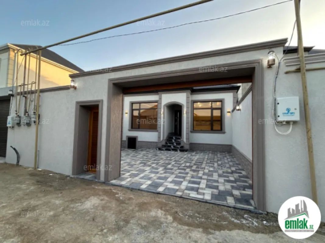 Satılır 4 otaqlı həyət evi 120 m²