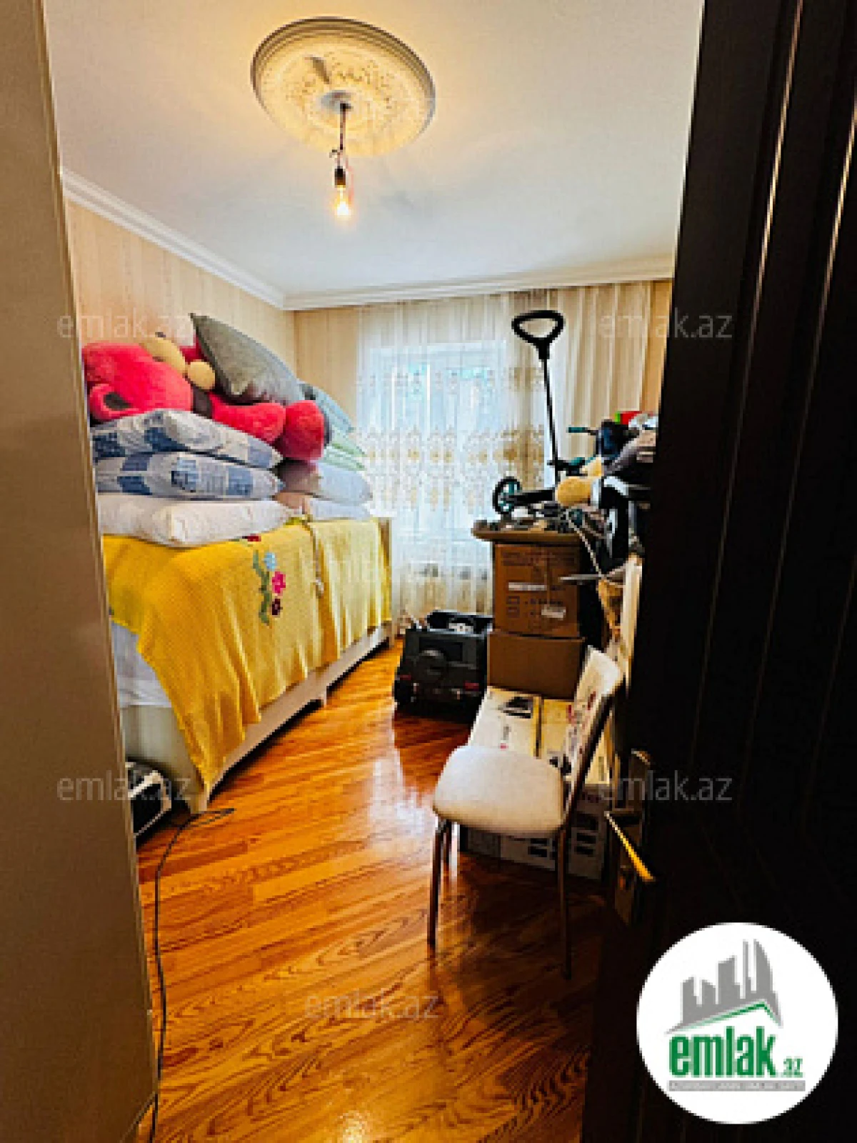 Satılır 3 otaqlı köhnə tikili 80 m²