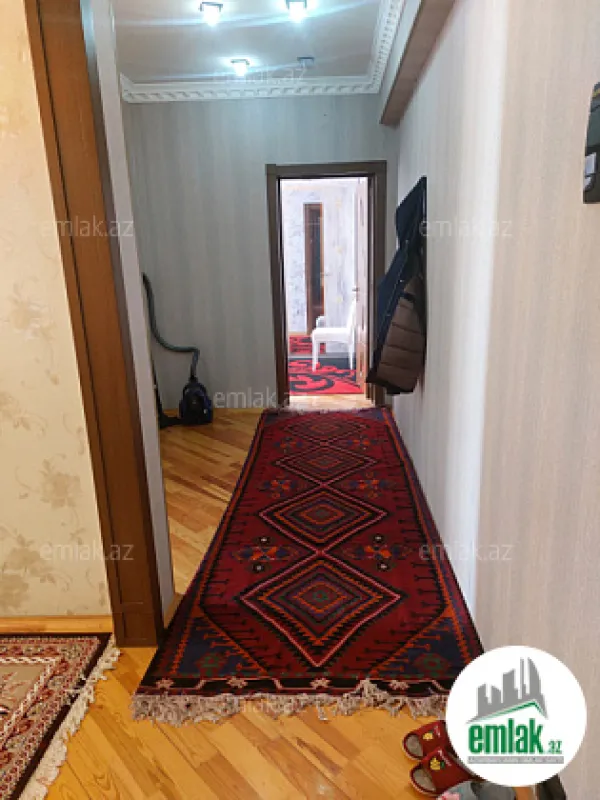 Satılır 2 otaqlı yeni tikili 60 m²