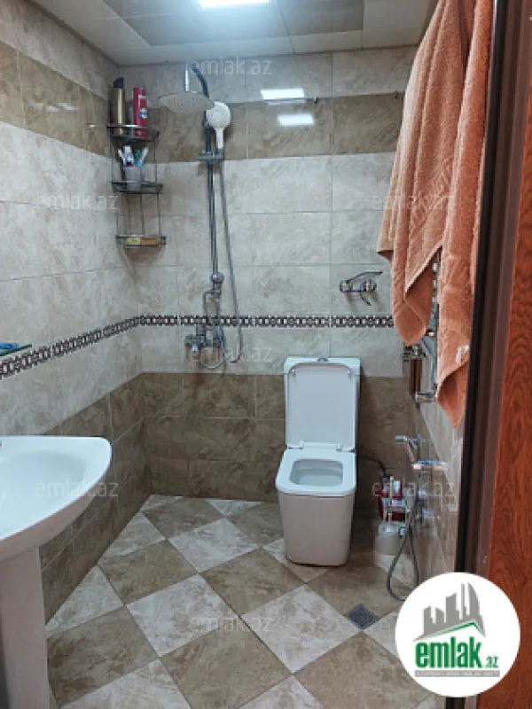 Satılır 2 otaqlı yeni tikili 60 m²