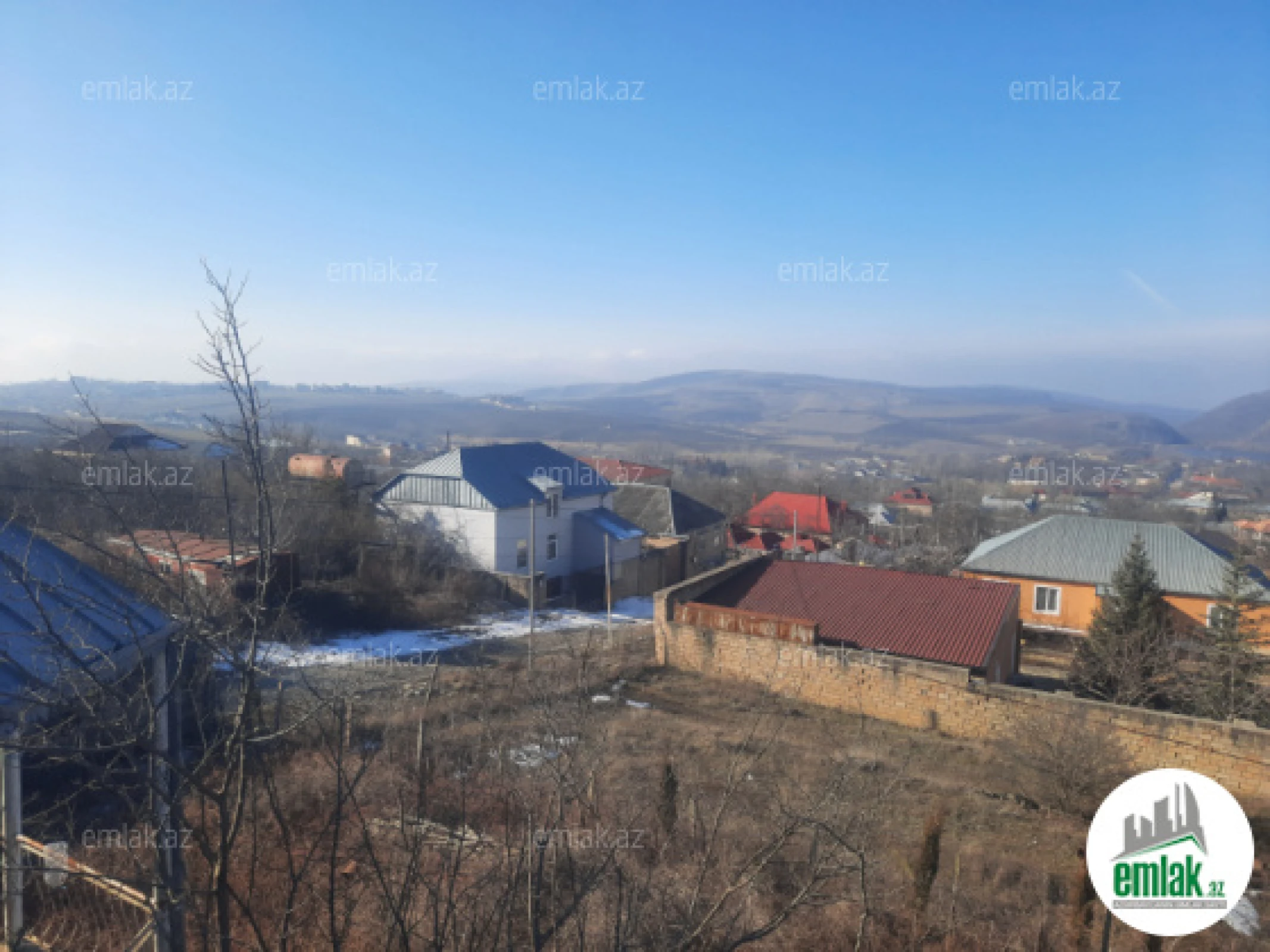 Satılır 5 otaqlı həyət evi 200 m²