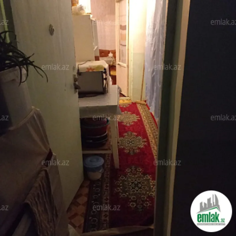 Satılır 4 otaqlı köhnə tikili 95 m²