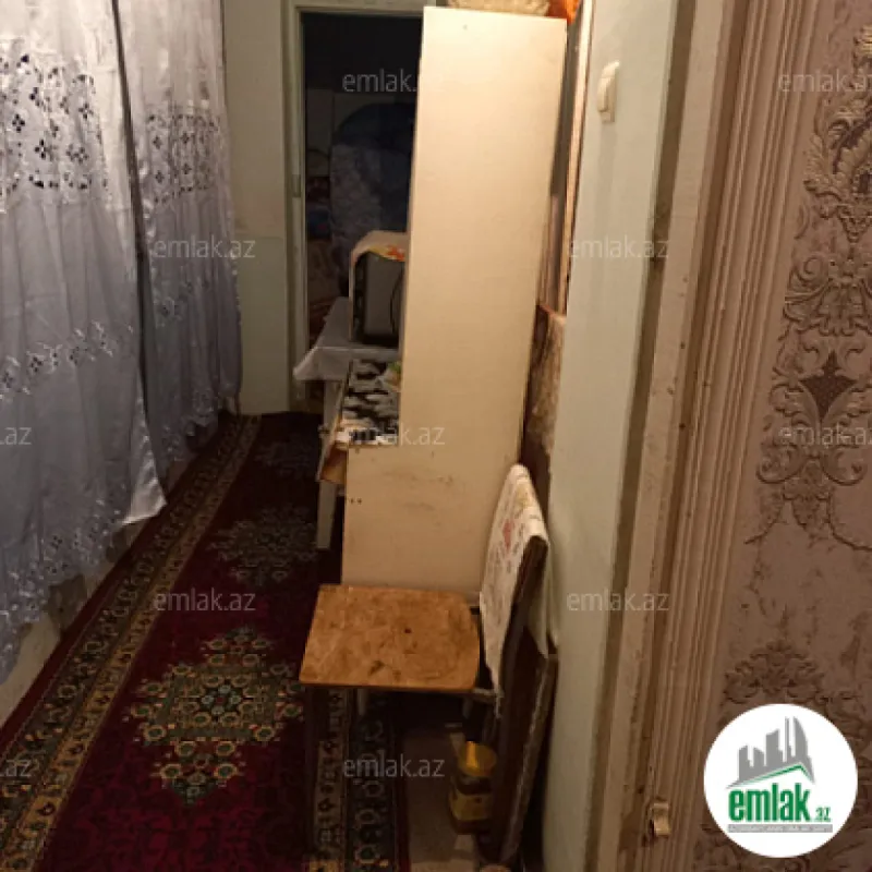 Satılır 4 otaqlı köhnə tikili 95 m²