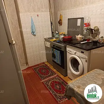 Satılır 4 otaqlı köhnə tikili 95 m²