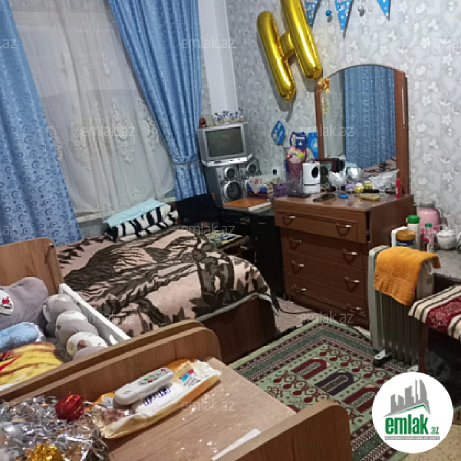 Satılır 4 otaqlı köhnə tikili 95 m²