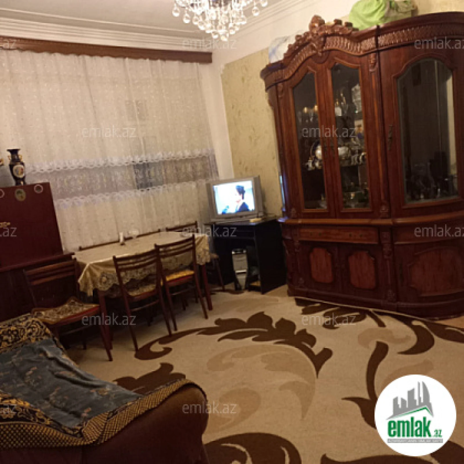 Satılır 4 otaqlı köhnə tikili 95 m²