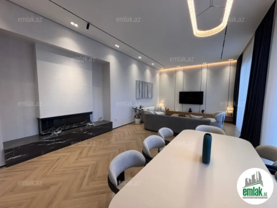 Satılır 5 otaqlı həyət evi 250 m²