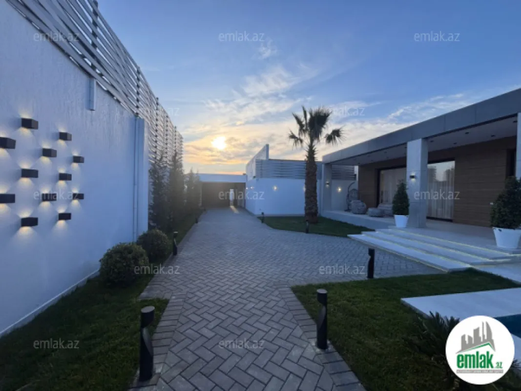 Satılır 5 otaqlı həyət evi 250 m²