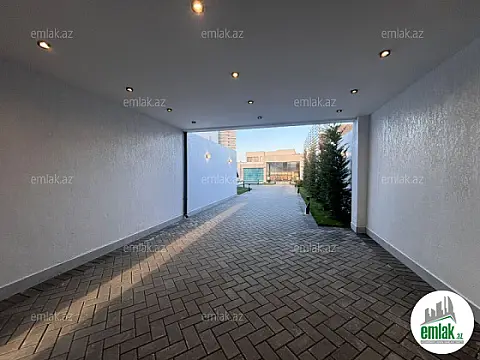Satılır 5 otaqlı həyət evi 250 m²