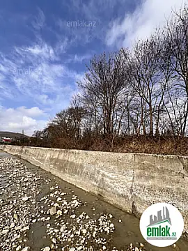 Satılır torpaq sahəsi 10 m²