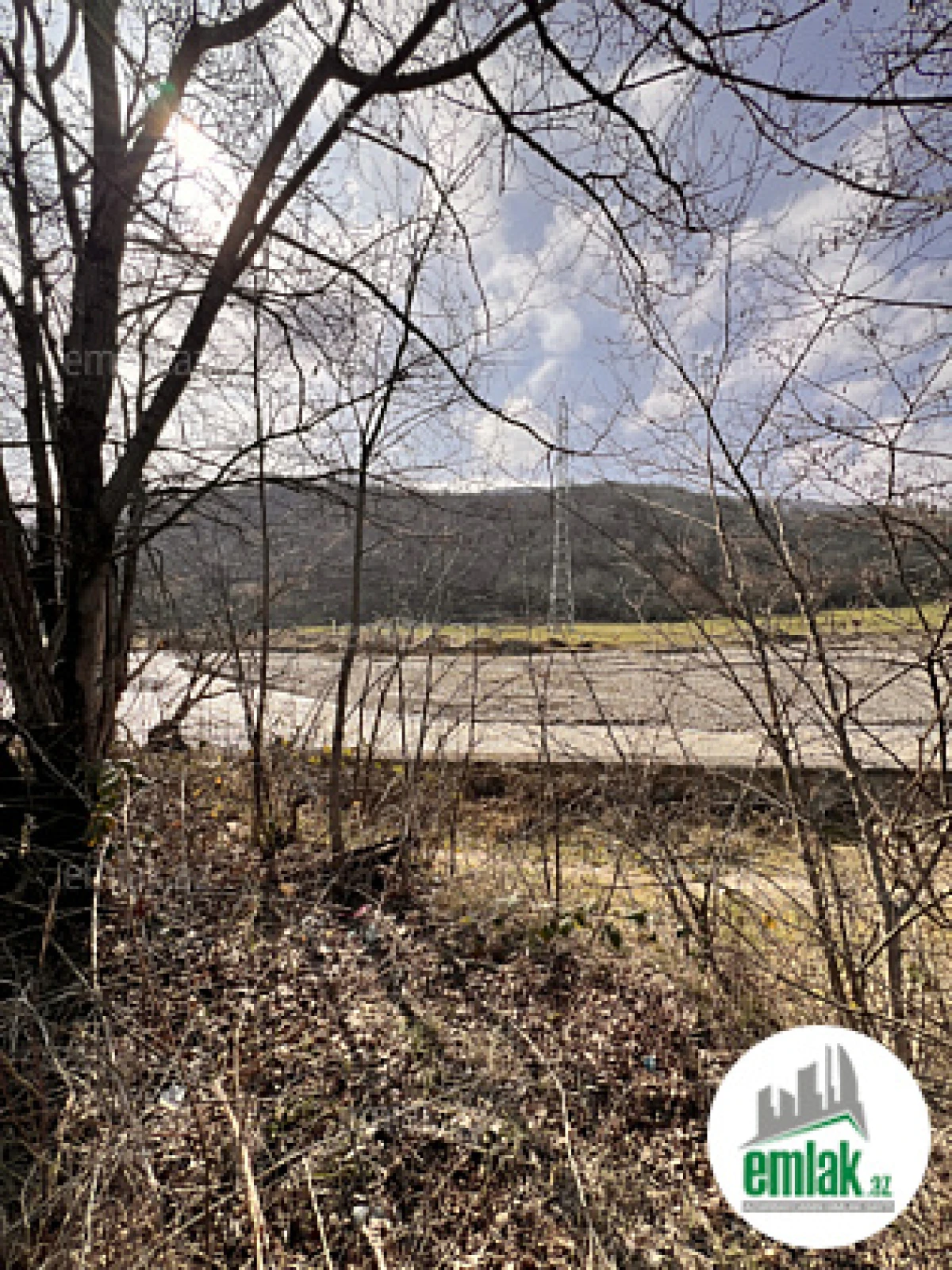 Satılır torpaq sahəsi 10 m²