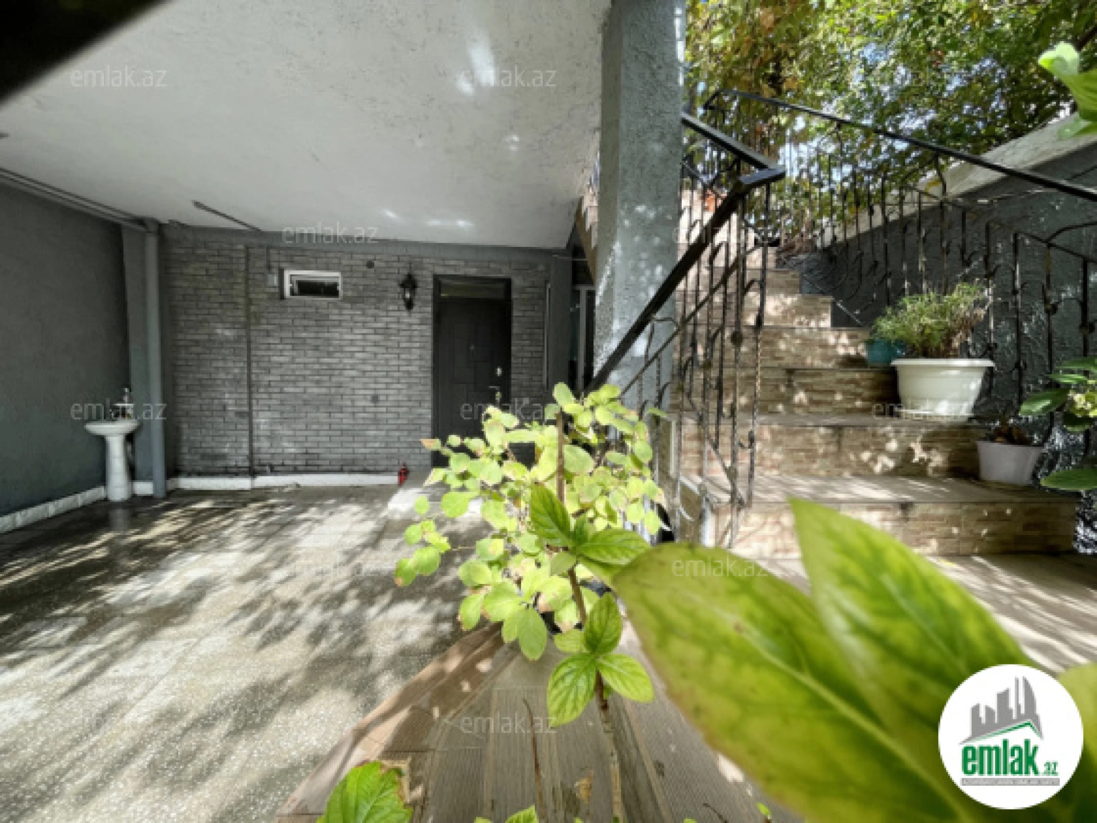 Satılır 6 otaqlı həyət evi 150 m²