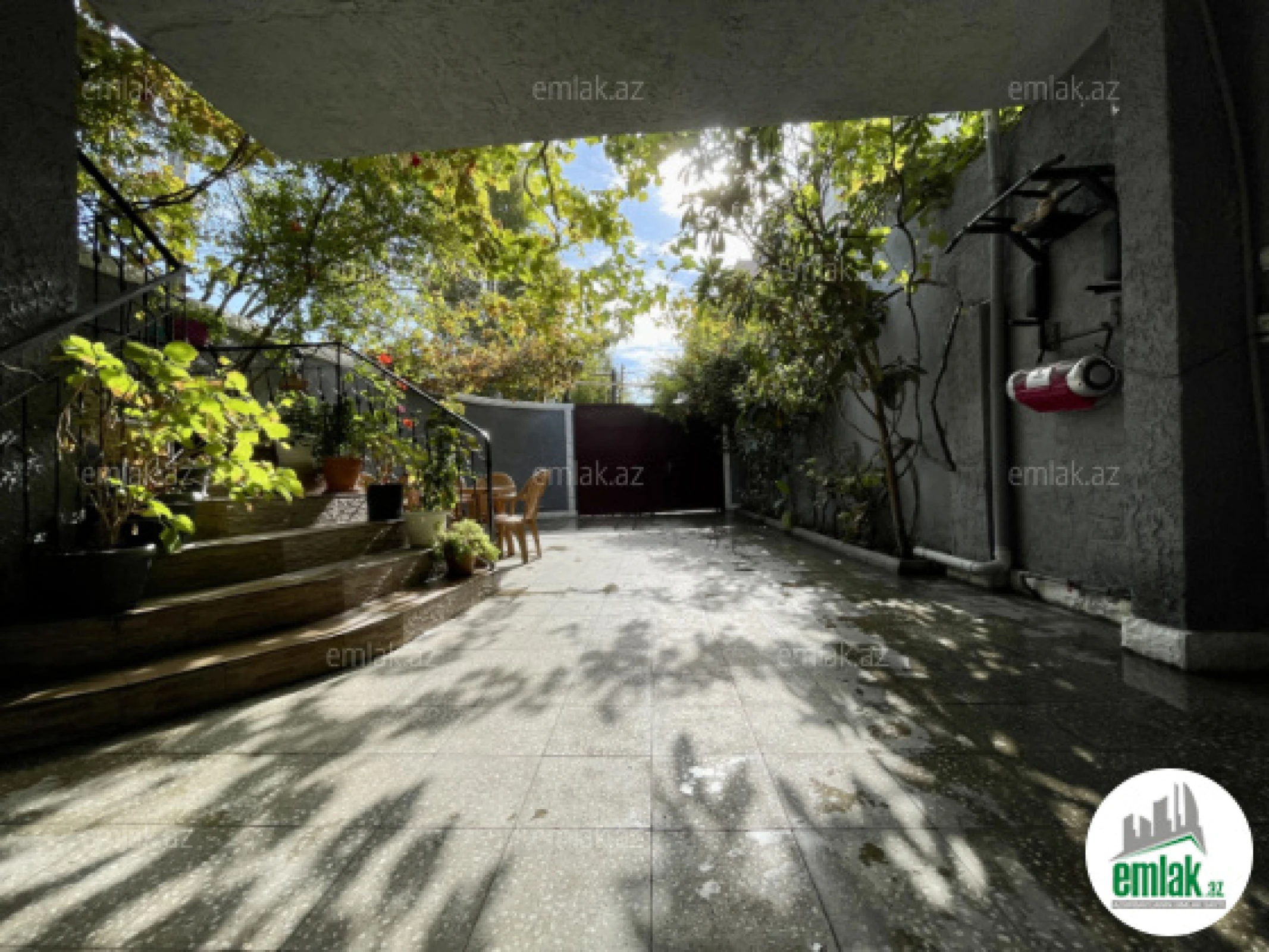 Satılır 6 otaqlı həyət evi 150 m²