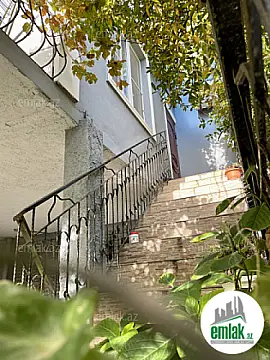 Satılır 6 otaqlı həyət evi 150 m²