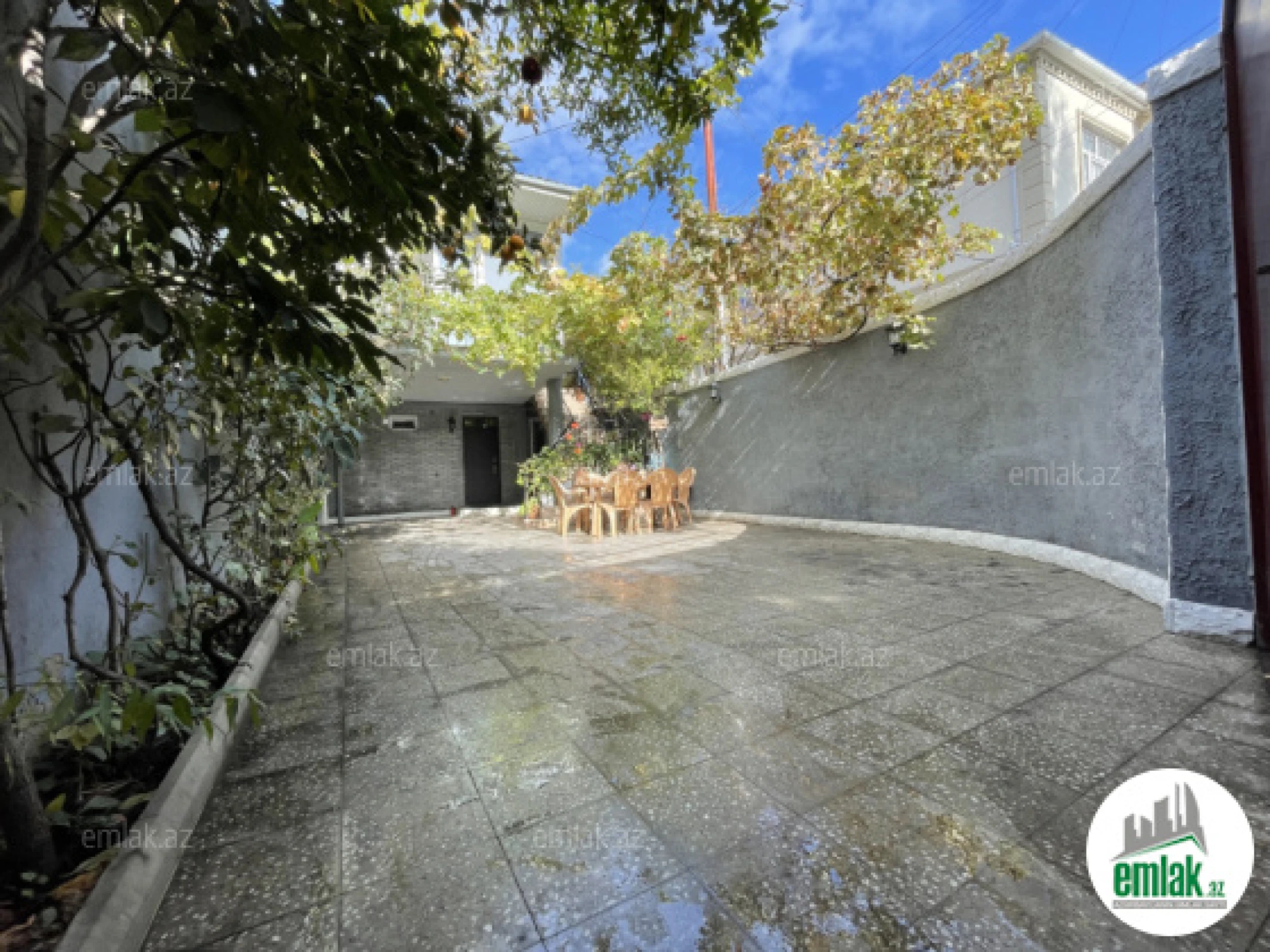 Satılır 6 otaqlı həyət evi 150 m²