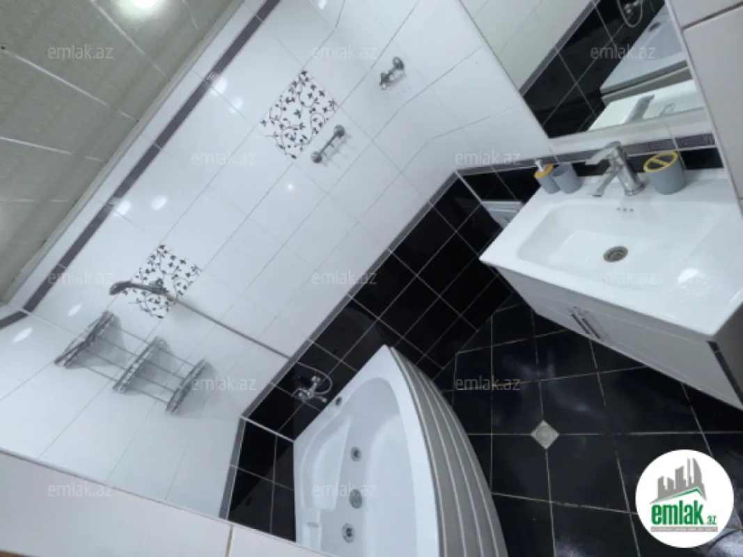 Satılır 3 otaqlı yeni tikili 100 m²