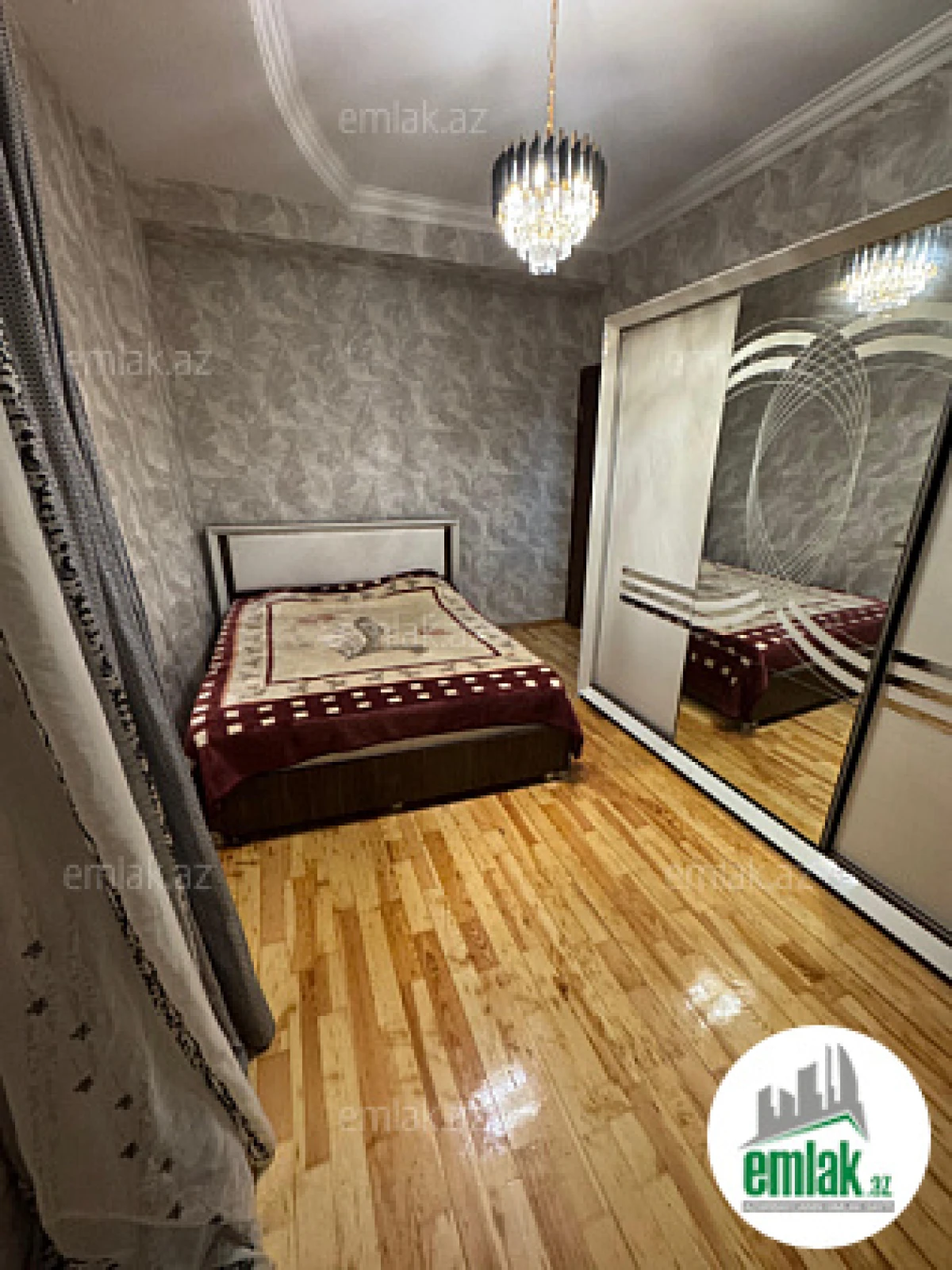 Satılır 3 otaqlı yeni tikili 100 m²