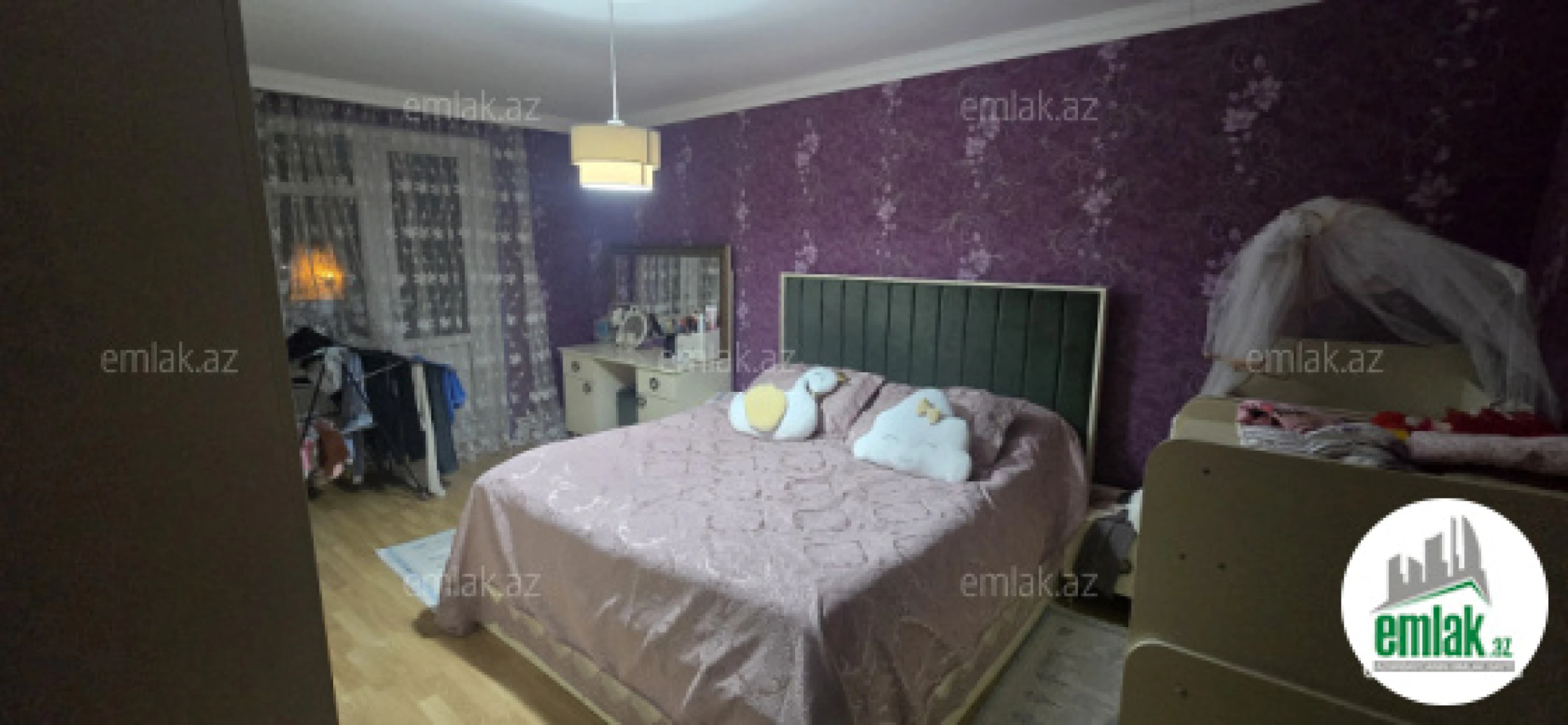 Satılır 4 otaqlı köhnə tikili 70 m²
