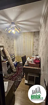 Satılır 4 otaqlı köhnə tikili 70 m²