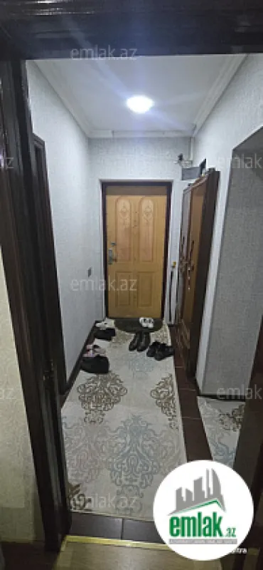Satılır 4 otaqlı köhnə tikili 70 m²