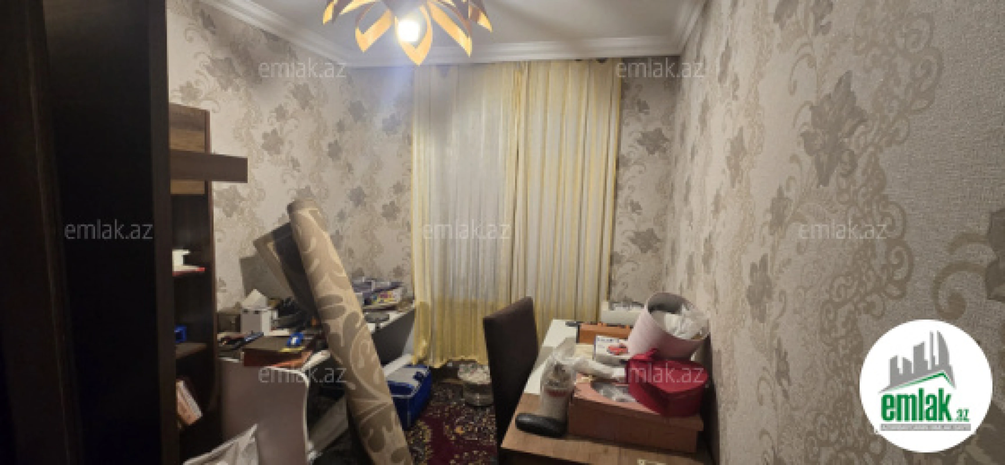Satılır 4 otaqlı köhnə tikili 70 m²