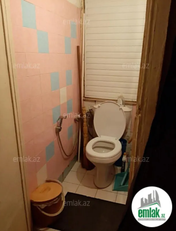 Satılır 3 otaqlı köhnə tikili 55 m²