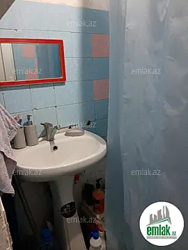 Satılır 3 otaqlı köhnə tikili 55 m²