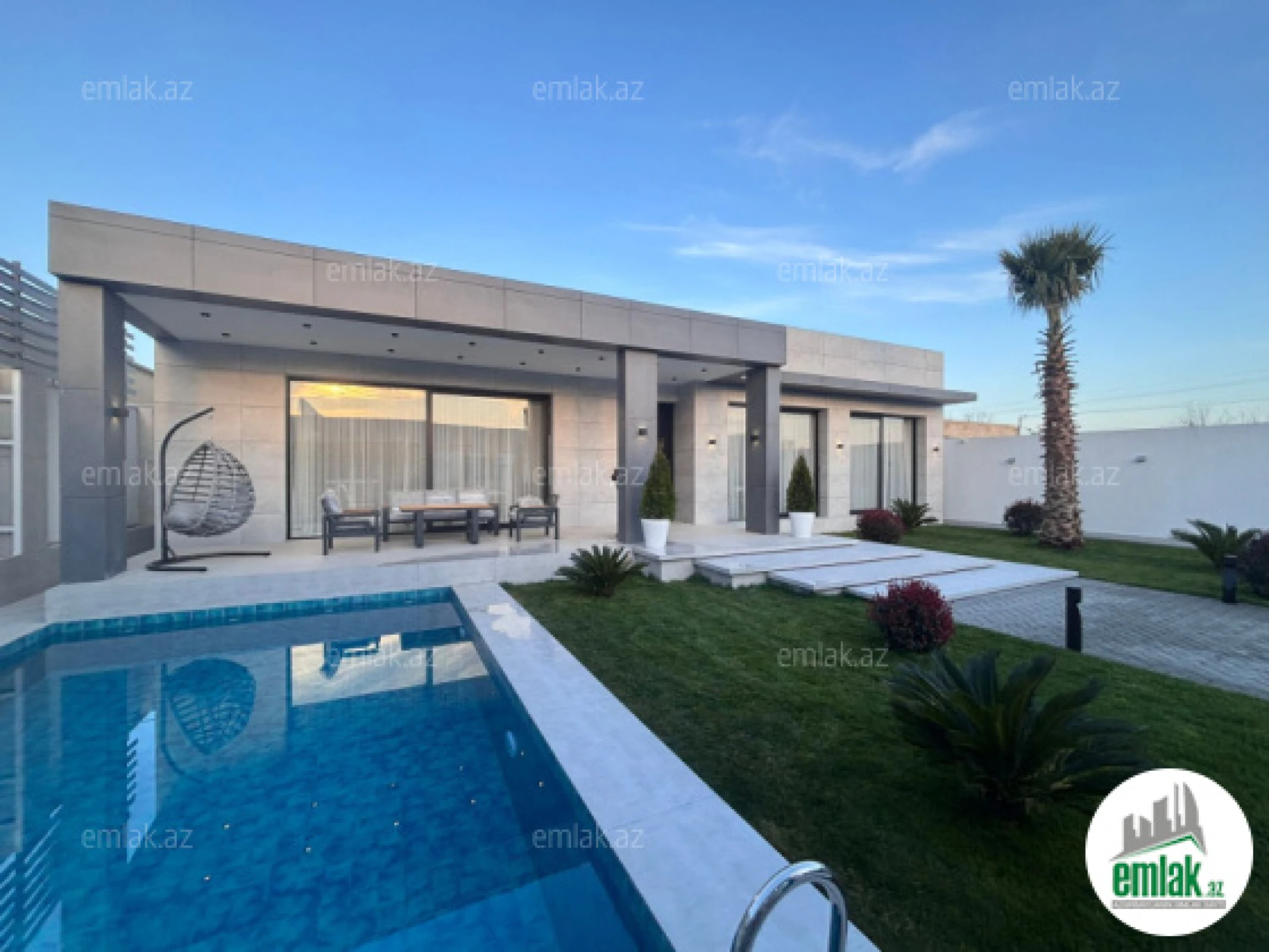 Satılır 5 otaqlı həyət evi 250 m²