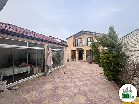 Satılır 5 otaqlı mənzil 200 m²