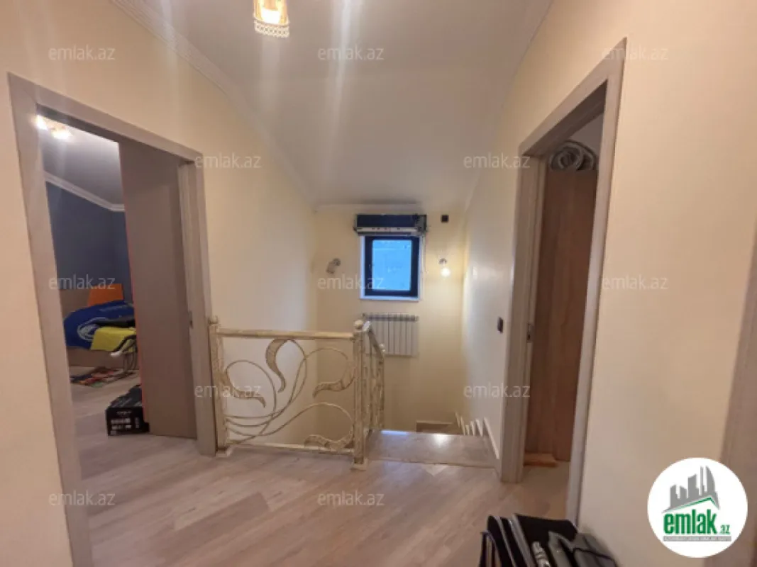 Satılır 5 otaqlı mənzil 200 m²