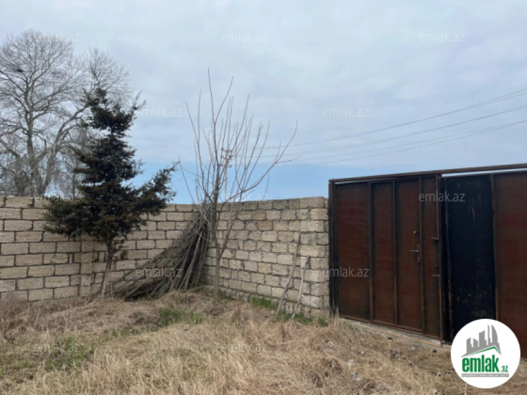 Satılır torpaq sahəsi 12 m²