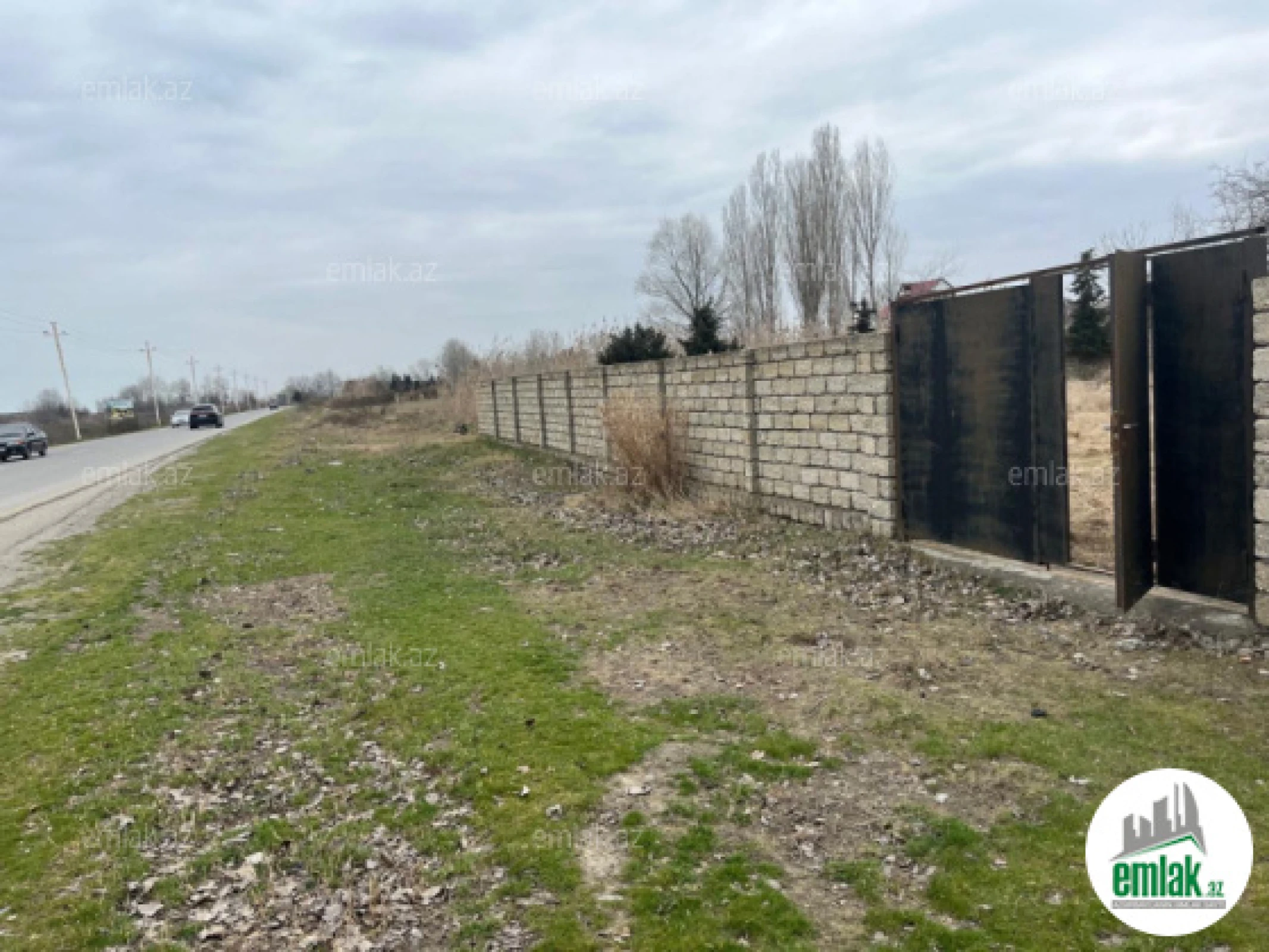 Satılır torpaq sahəsi 12 m²