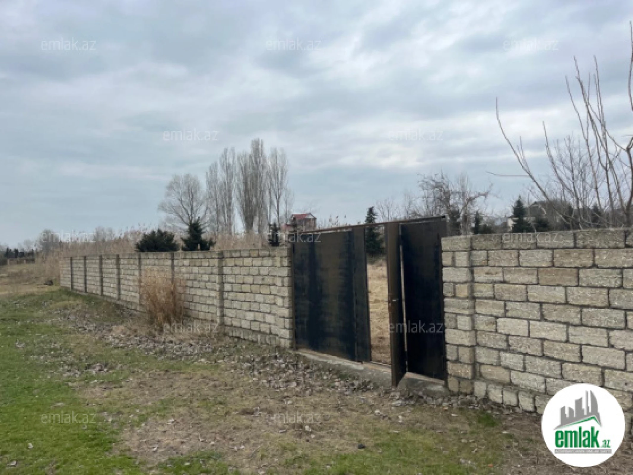 Satılır torpaq sahəsi 12 m²