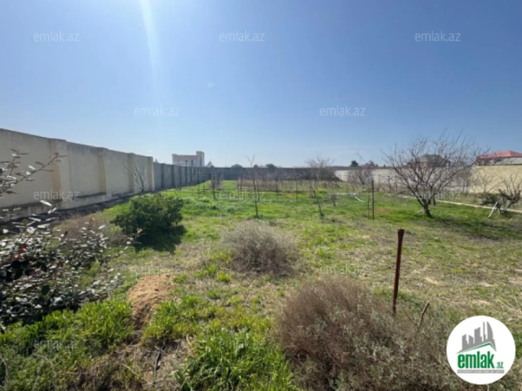 Satılır torpaq sahəsi 12 m²