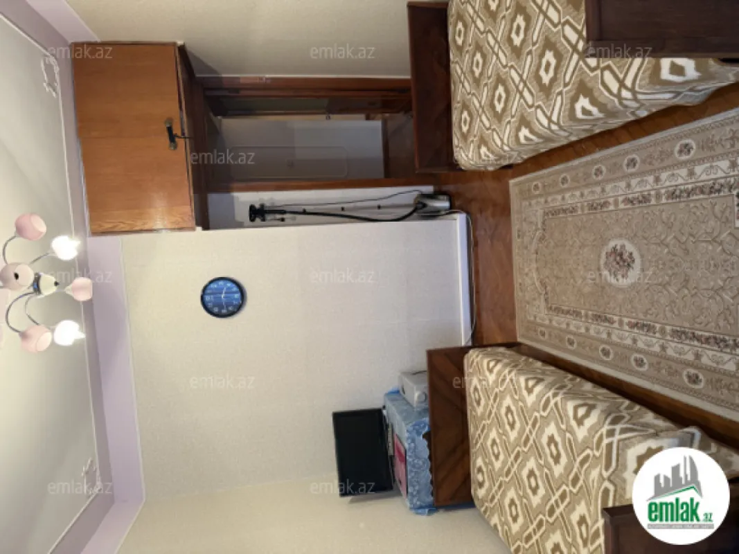 Satılır 3 otaqlı köhnə tikili 66 m²