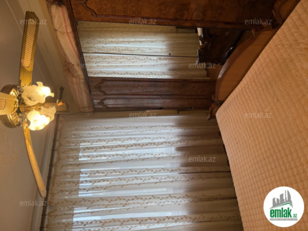 Satılır 3 otaqlı köhnə tikili 66 m²