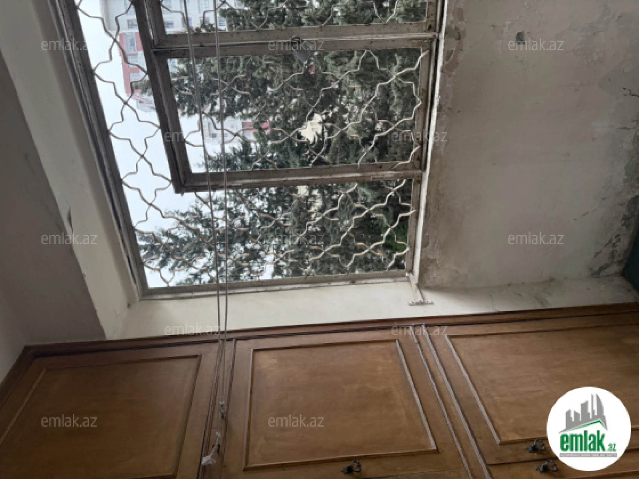 Satılır 3 otaqlı köhnə tikili 66 m²
