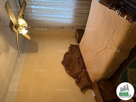 Satılır 3 otaqlı köhnə tikili 66 m²