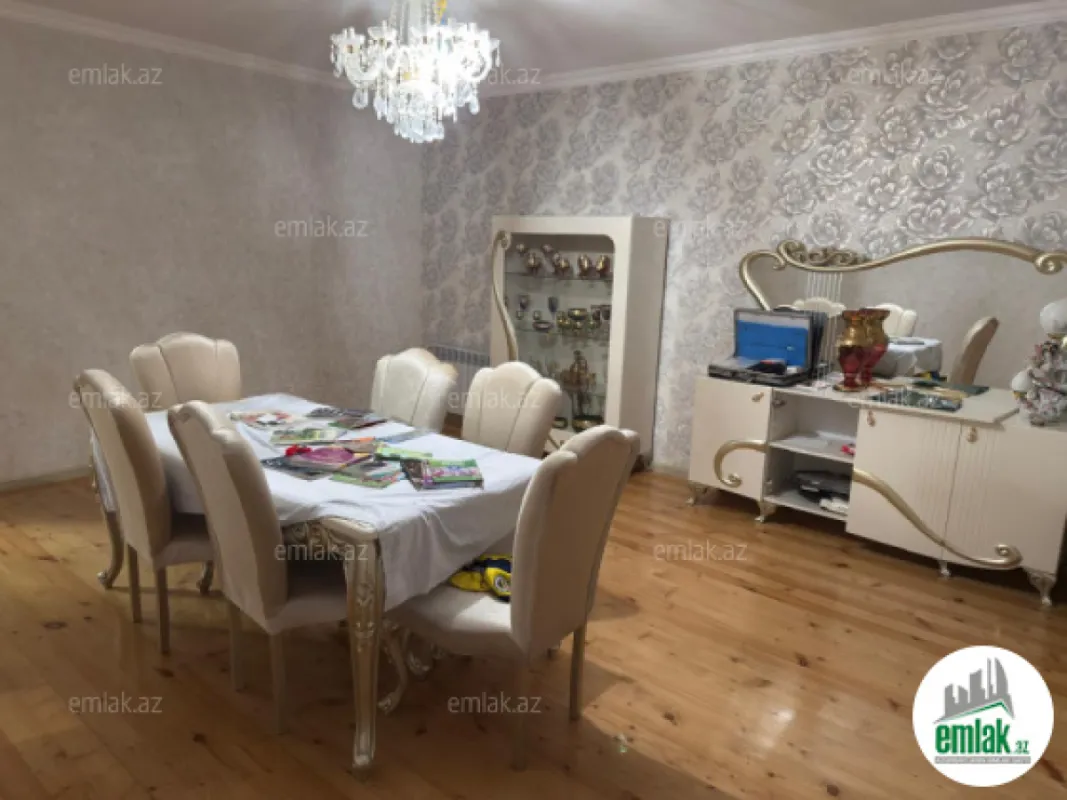 Satılır 5 otaqlı həyət evi 165 m²