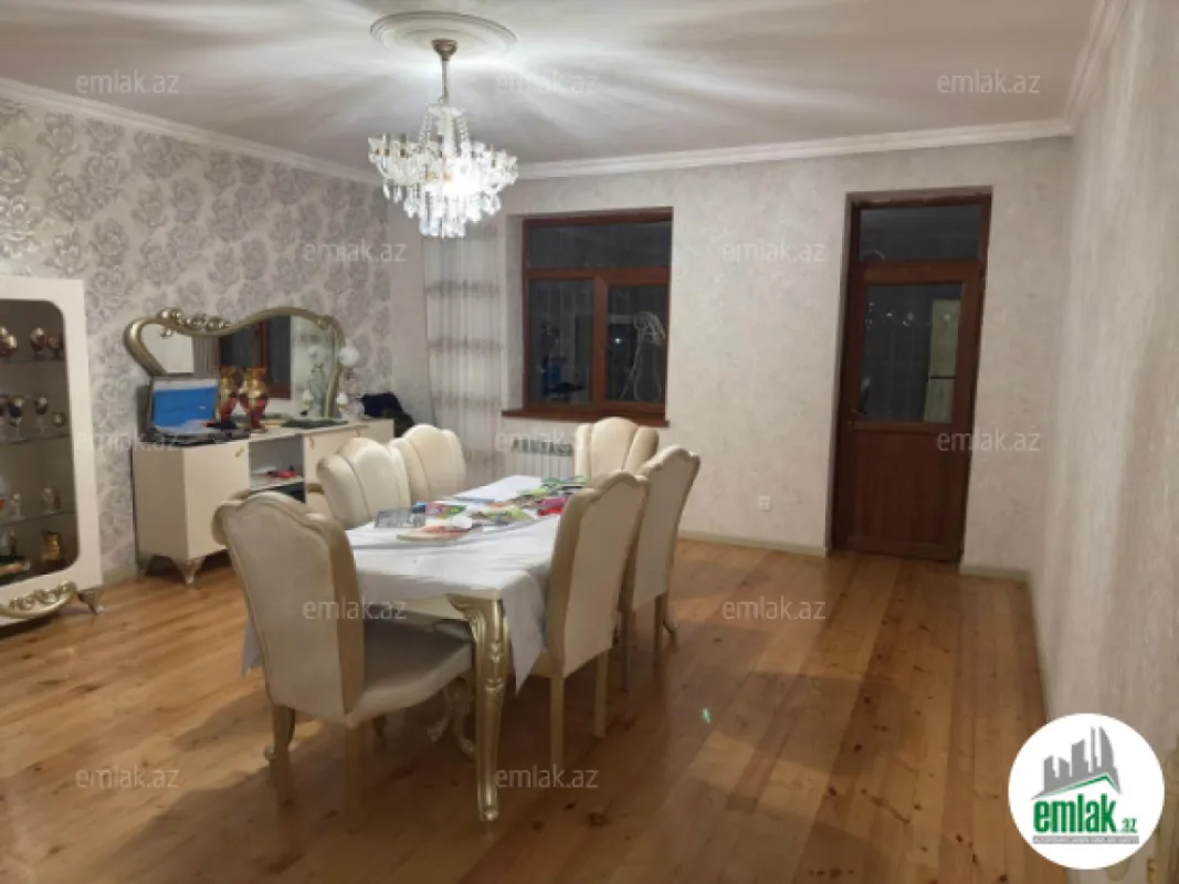 Satılır 5 otaqlı həyət evi 165 m²