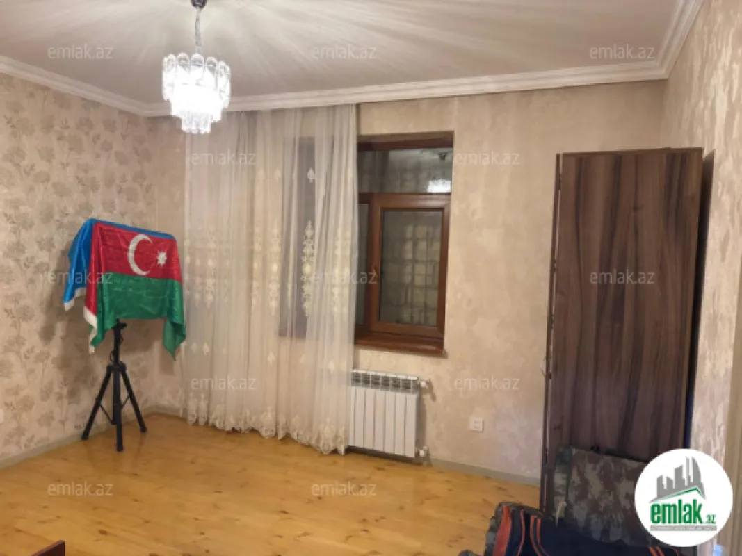 Satılır 5 otaqlı həyət evi 165 m²