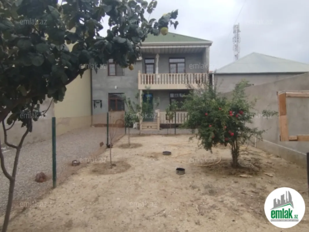 Satılır 5 otaqlı həyət evi 165 m²