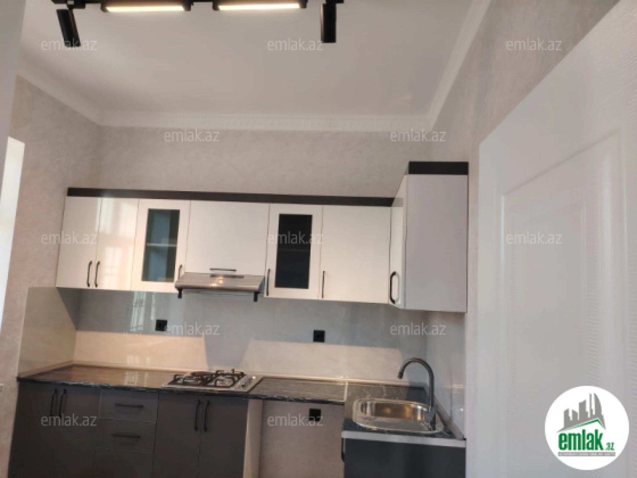 Satılır 3 otaqlı həyət evi 100 m²