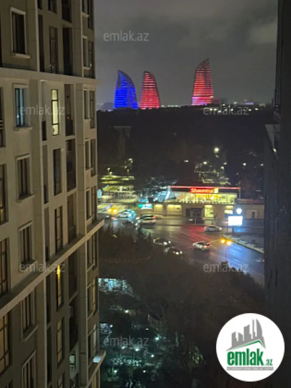 Satılır 3 otaqlı yeni tikili 100 m²