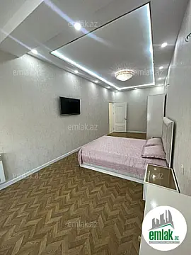 Satılır 3 otaqlı yeni tikili 100 m²