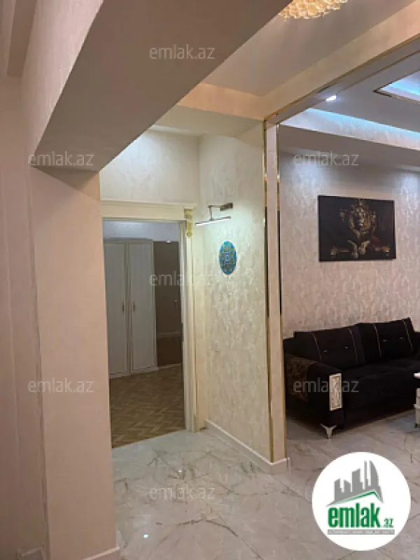 Satılır 3 otaqlı yeni tikili 100 m²