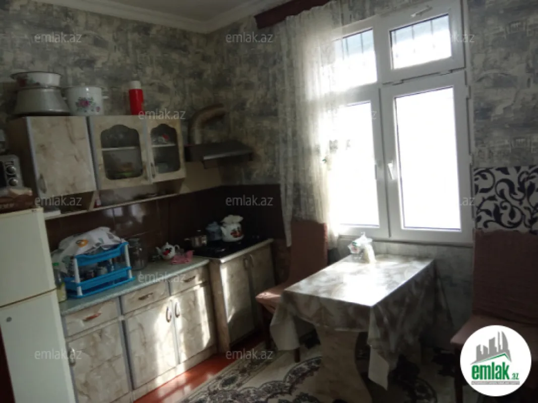 Satılır 2 otaqlı həyət evi 60 m²